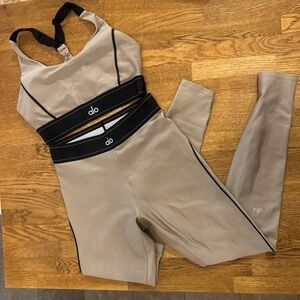 ALO Yoga Taupe High-Waist Legging and Bra Set with Black Trim